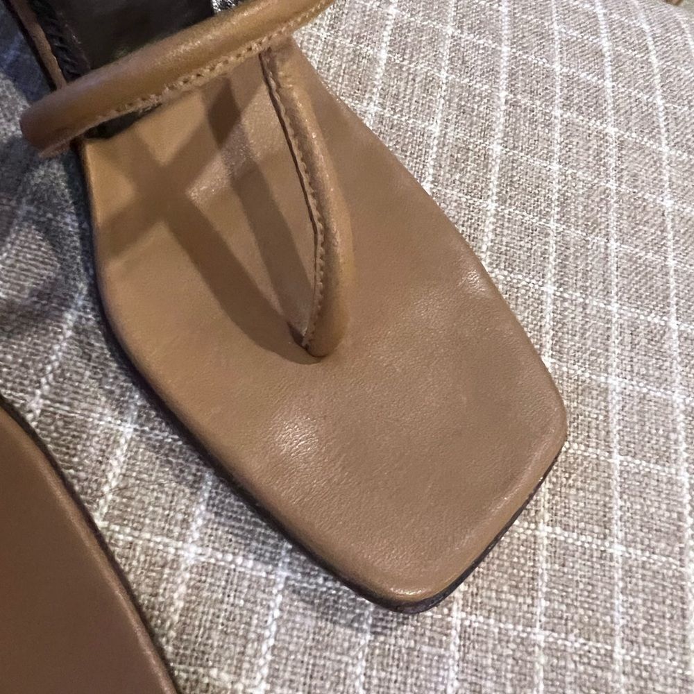 Dorateymur tan square toed sandals - Picture 5 of 8